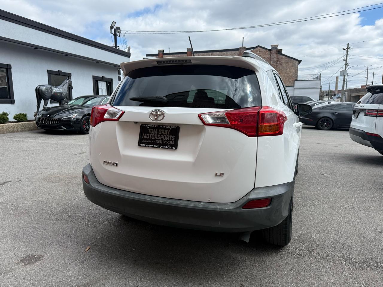 Toyota RAV4  2014