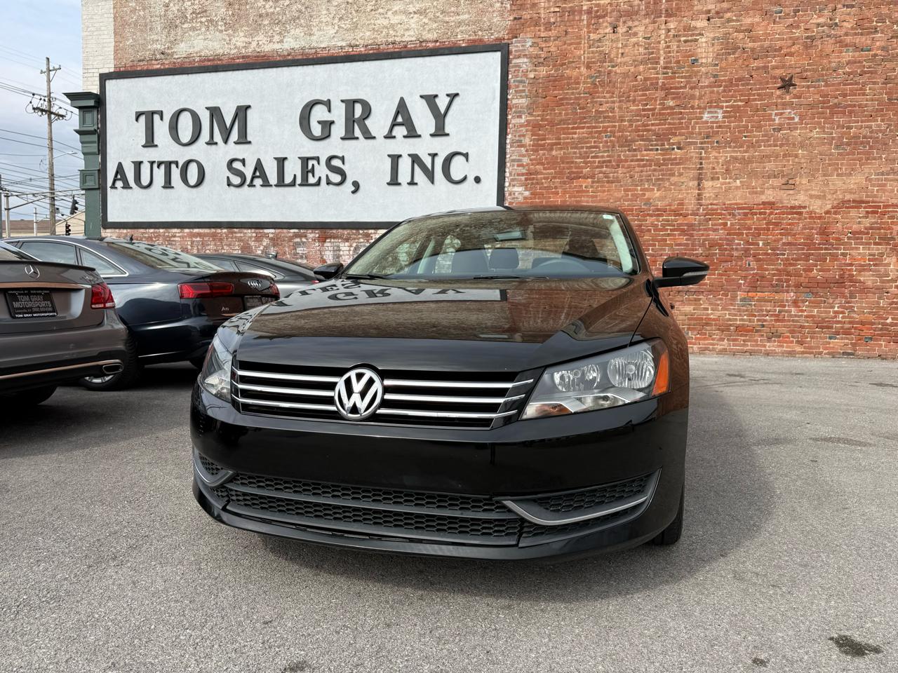 Volkswagen Passat 4dr Sdn 2.5L Auto S PZEV 2012