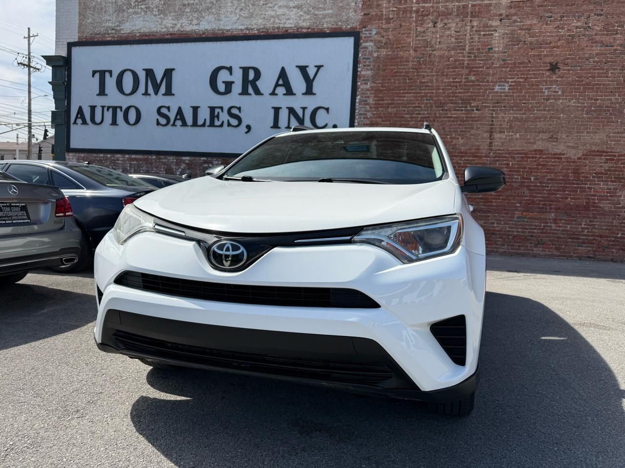 2018 Toyota RAV4 LE