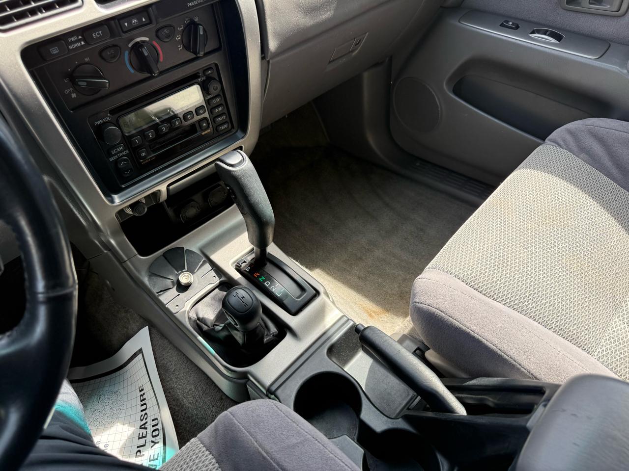 Toyota 4Runner 4dr SR5 3.4L Auto 4WD 2002