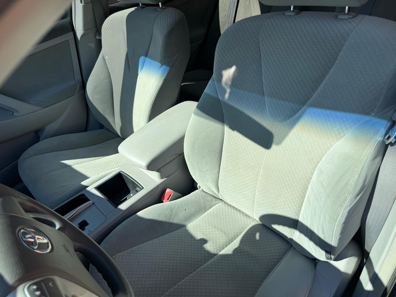 Toyota Camry 4dr Sdn I4 Auto LE (Natl) 2007