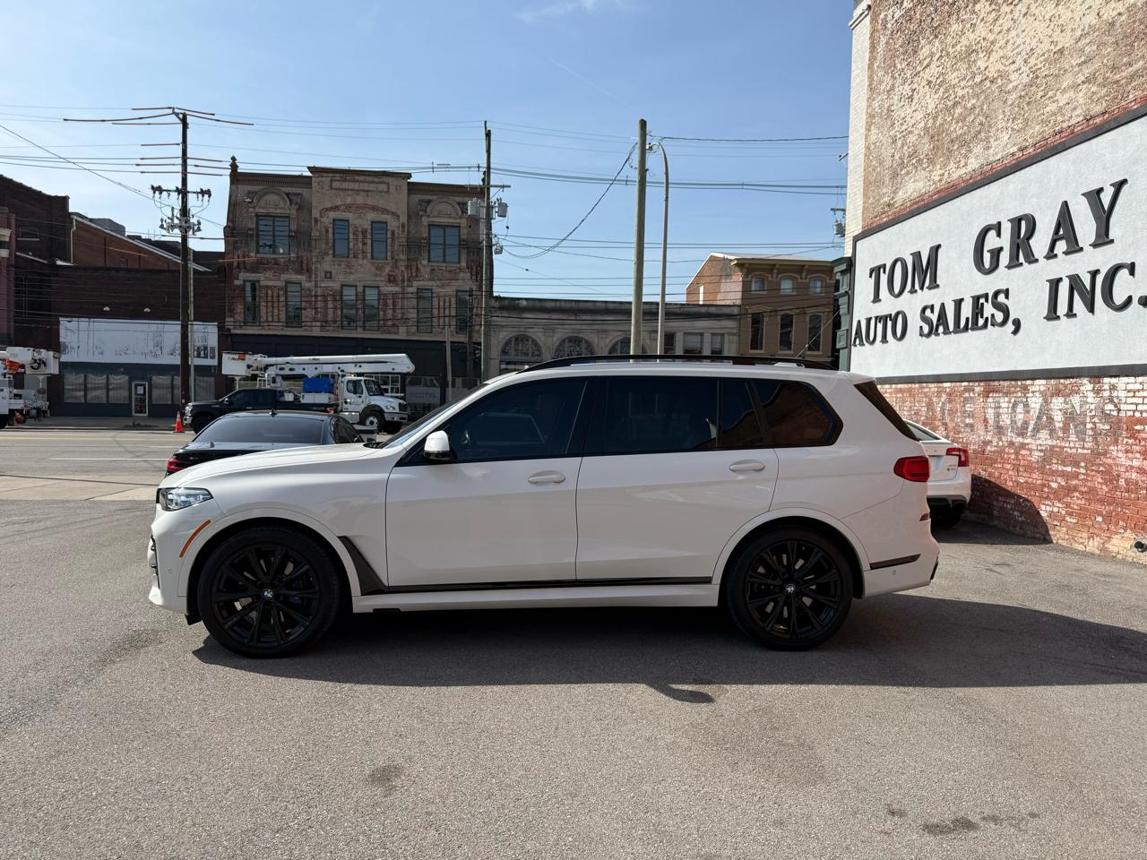 BMW X7 M50i Sports Activity Vehicle 2020
