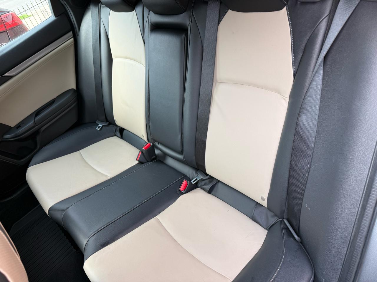 Honda Civic Hatchback Sport Touring CVT 2018