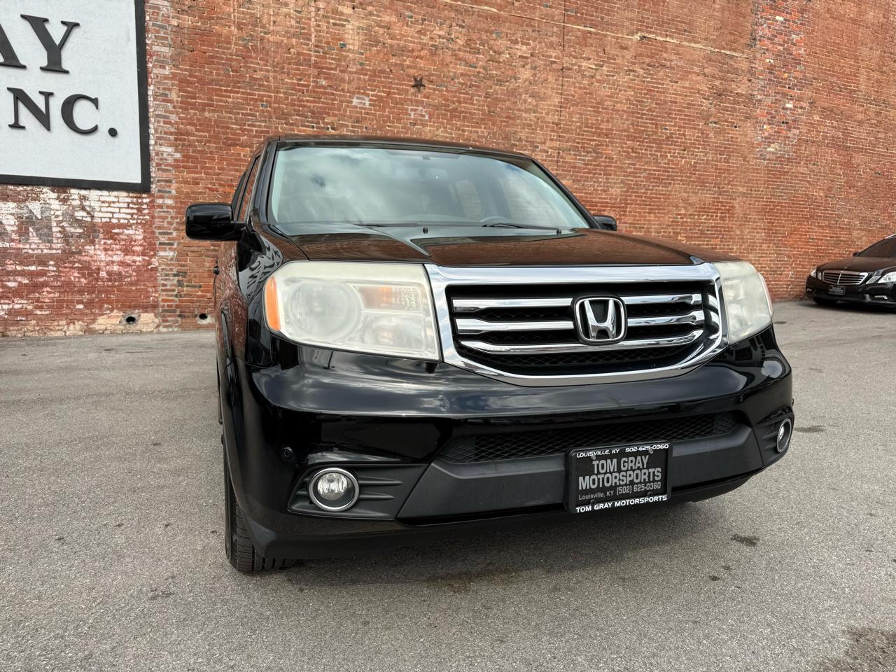 Honda Pilot 4WD 4dr Touring w/RES & Navi 2013