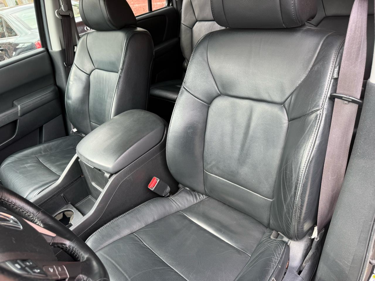 Honda Pilot 4WD 4dr Touring w/RES & Navi 2013