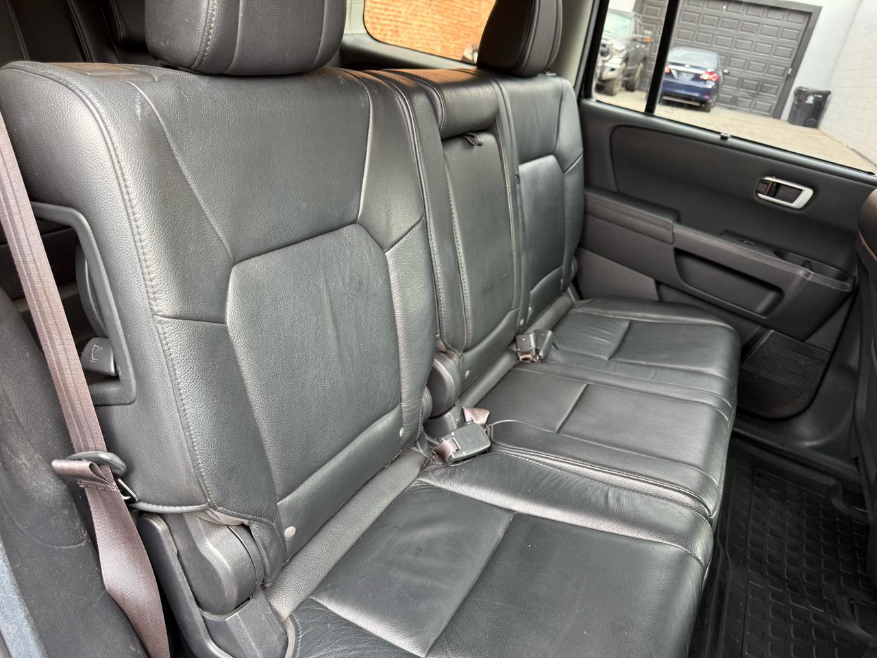 Honda Pilot 4WD 4dr Touring w/RES & Navi 2013