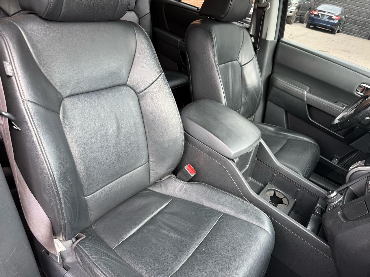 Honda Pilot 4WD 4dr Touring w/RES & Navi 2013