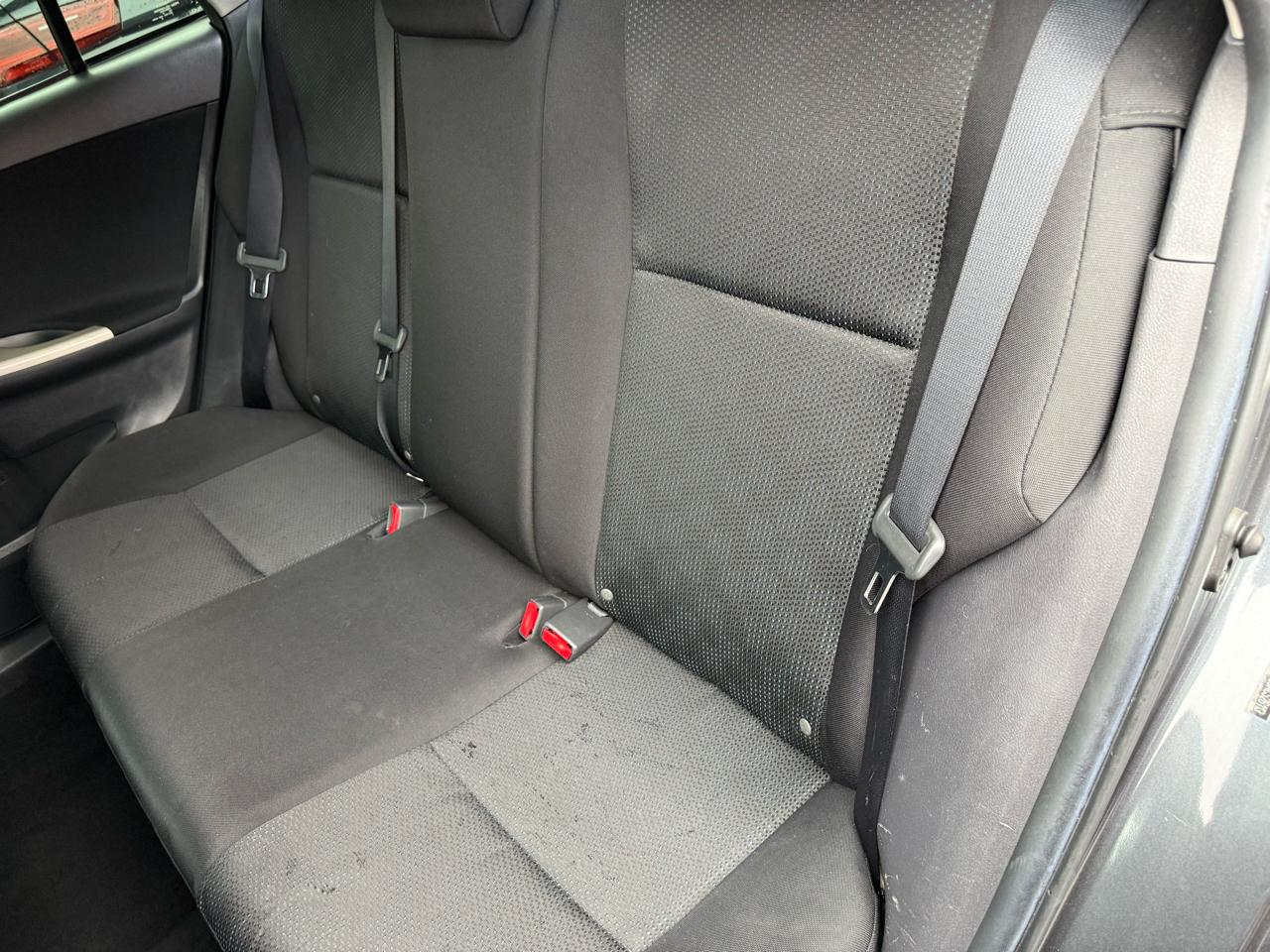 Toyota Corolla  2010