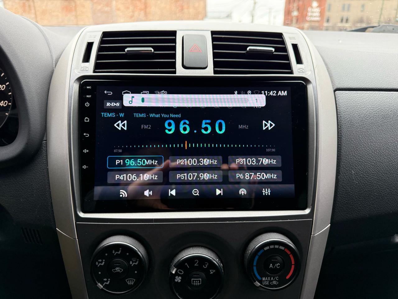 Toyota Corolla  2010