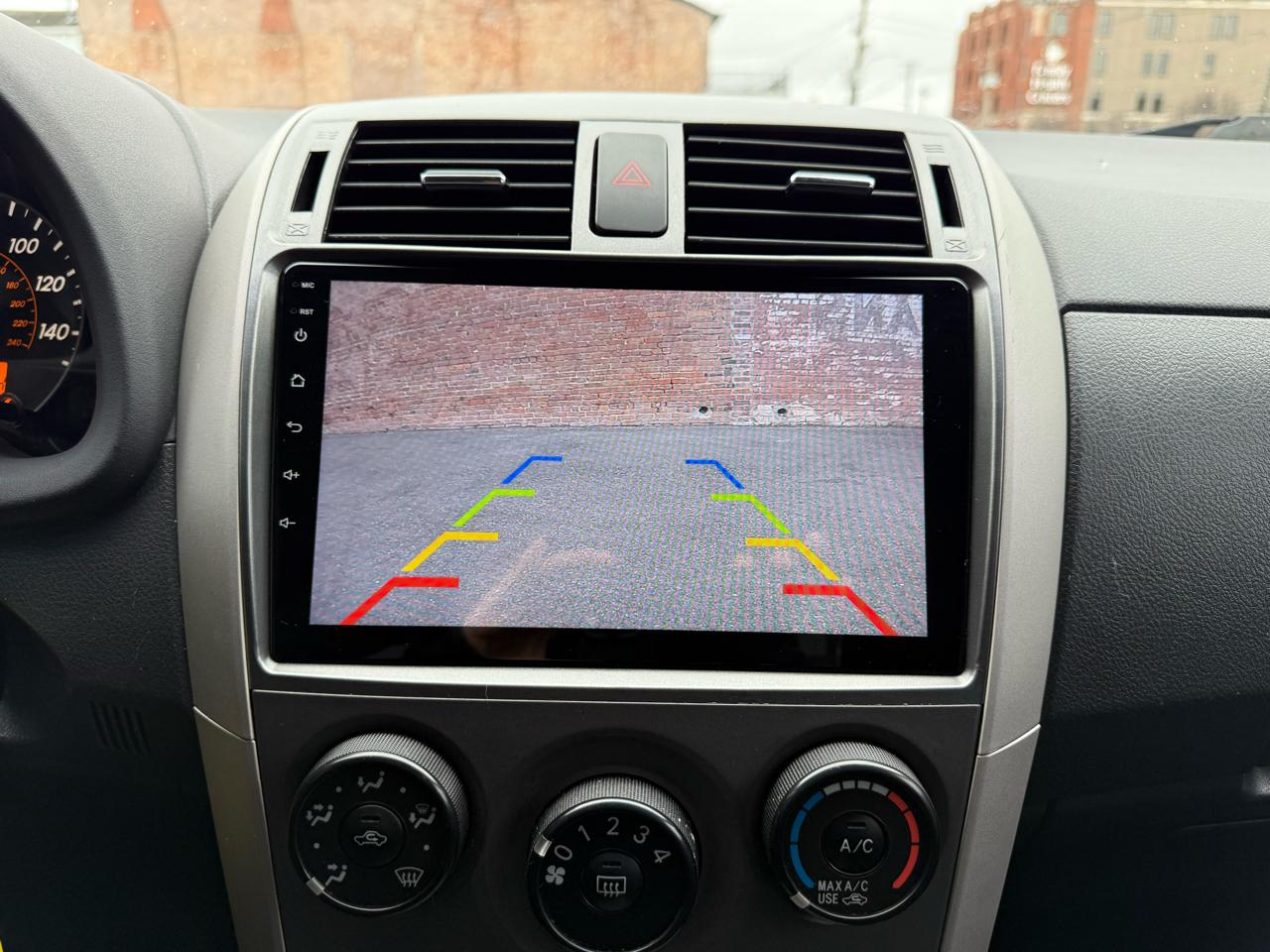 Toyota Corolla  2010