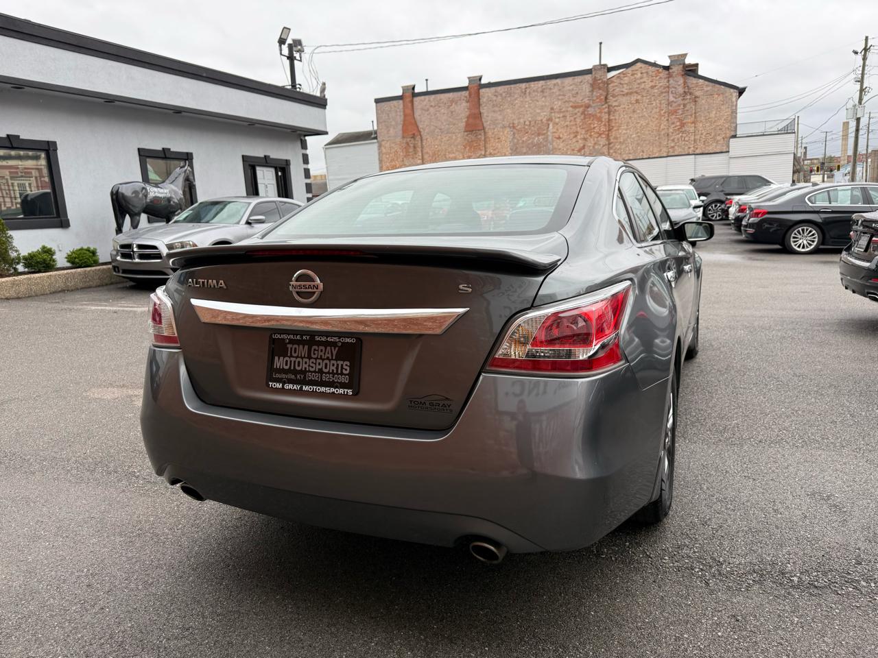 Nissan Altima 4dr Sdn I4 2.5 S 2015