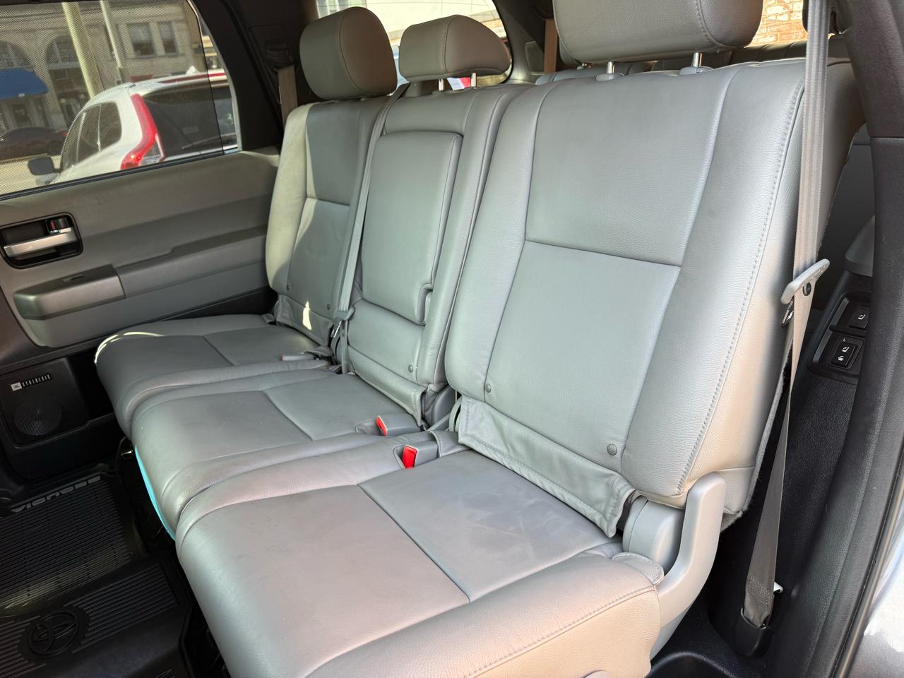 Toyota Sequoia Limited 4WD 2017