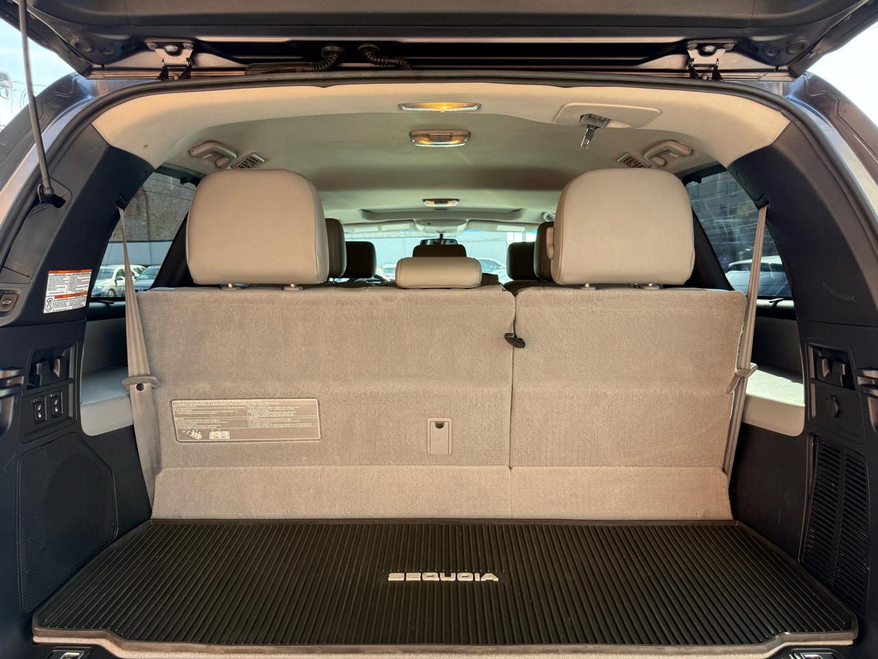 Toyota Sequoia Limited 4WD 2017