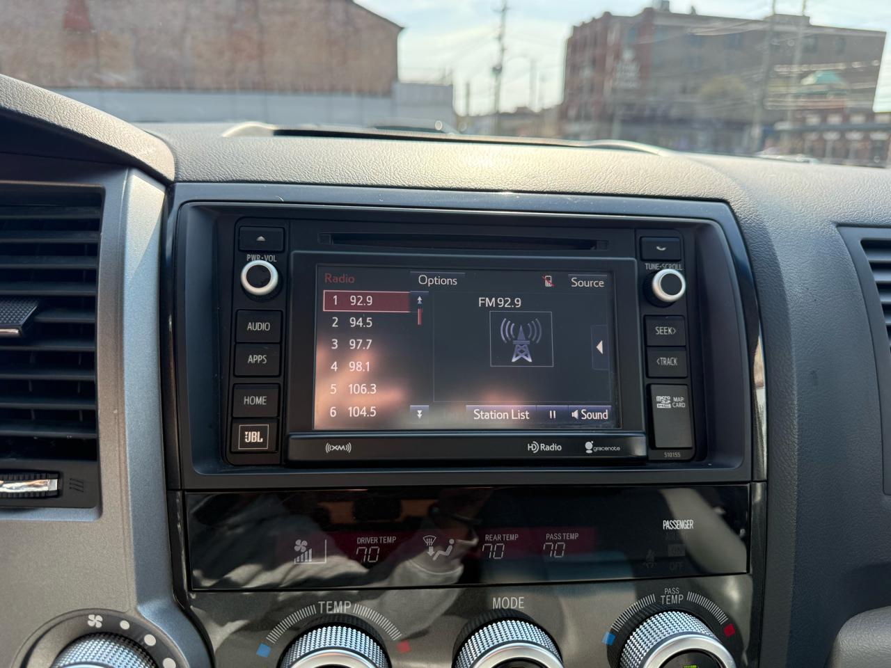 Toyota Sequoia Limited 4WD 2017