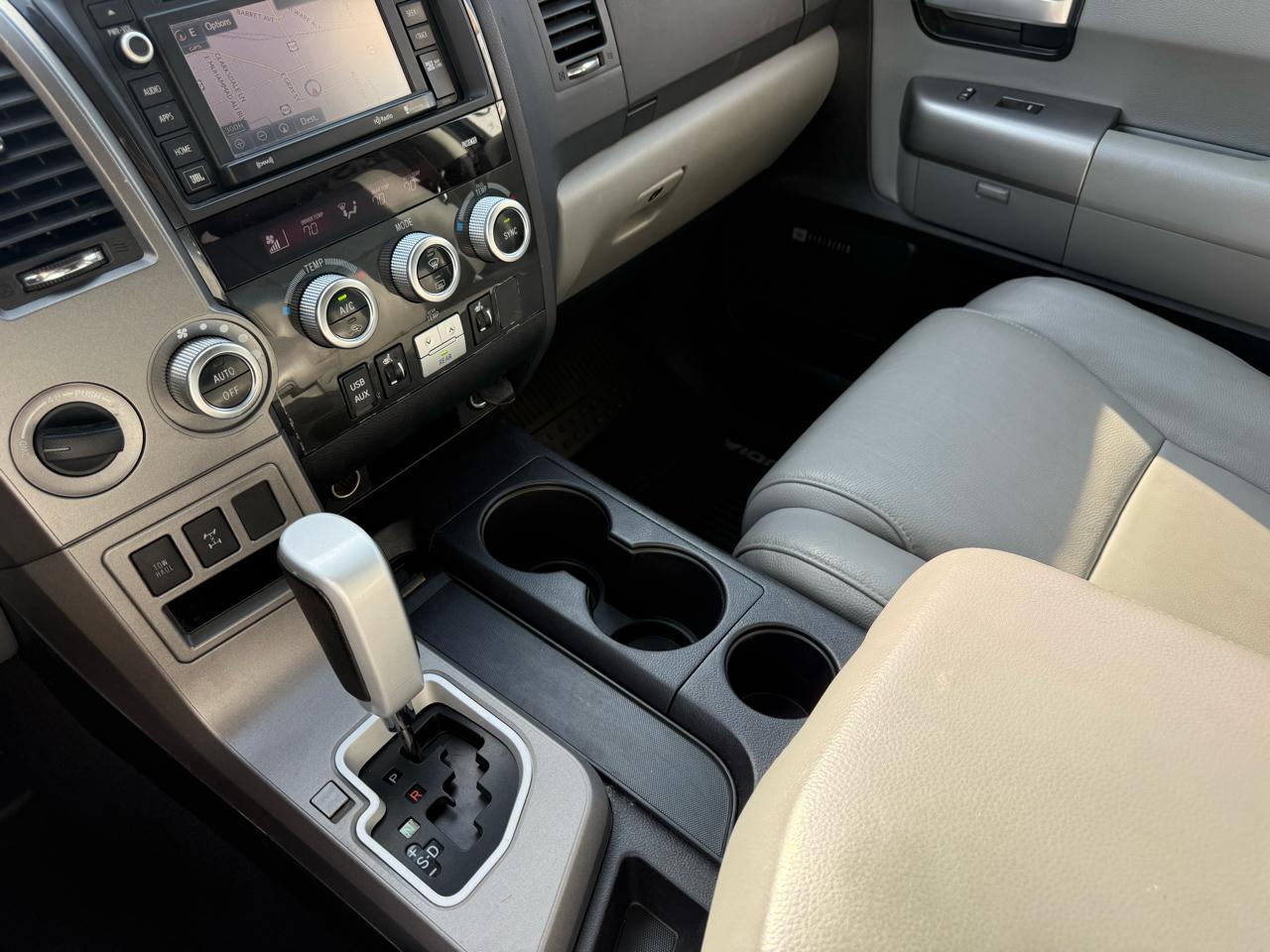 Toyota Sequoia Limited 4WD 2017