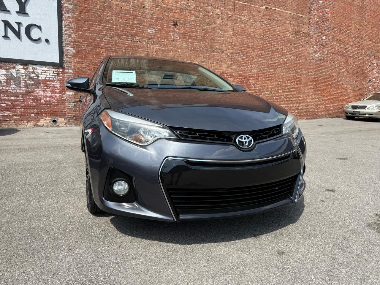 Toyota Corolla  2014