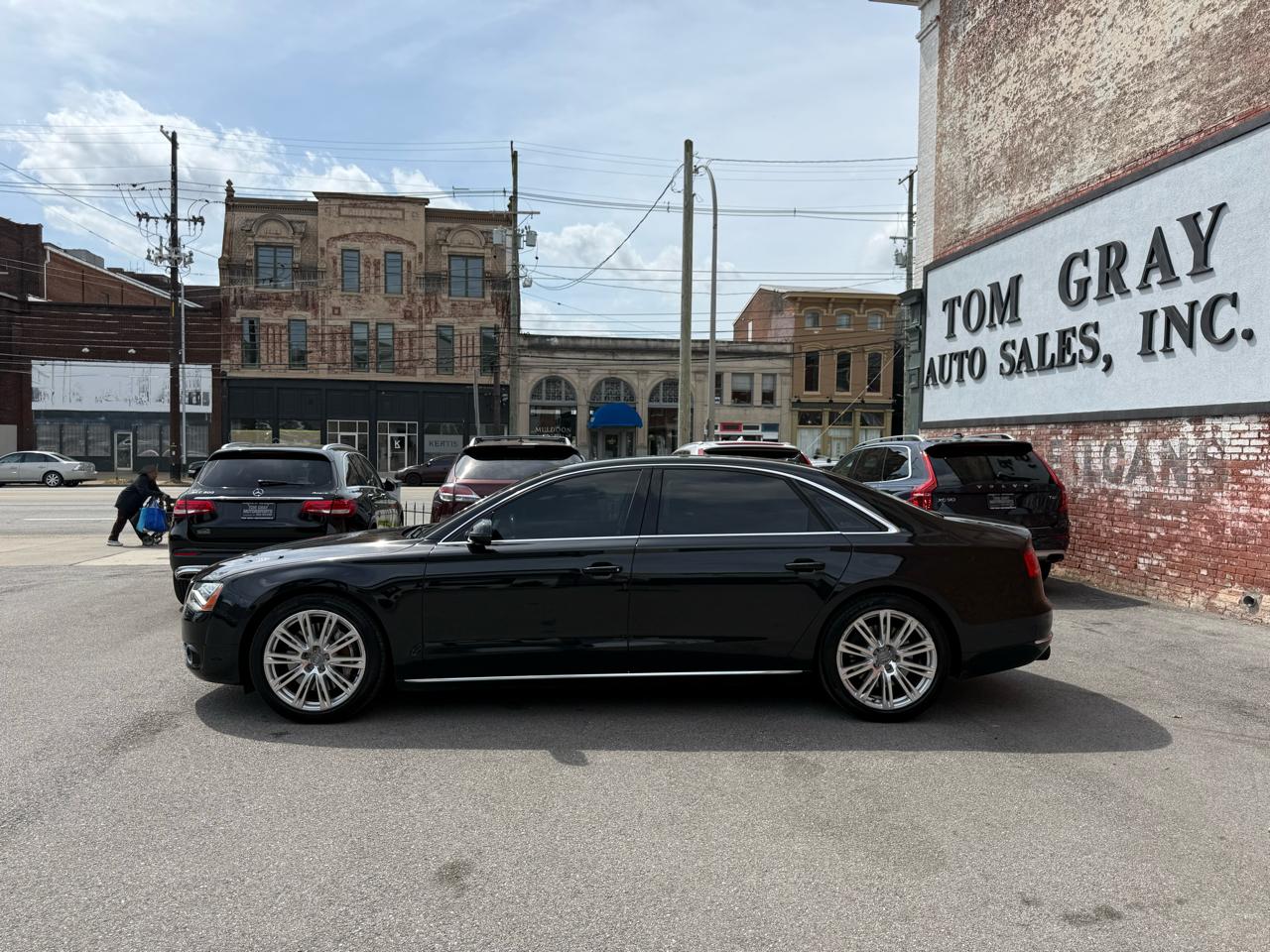 Audi A8 L 4dr Sdn 2011