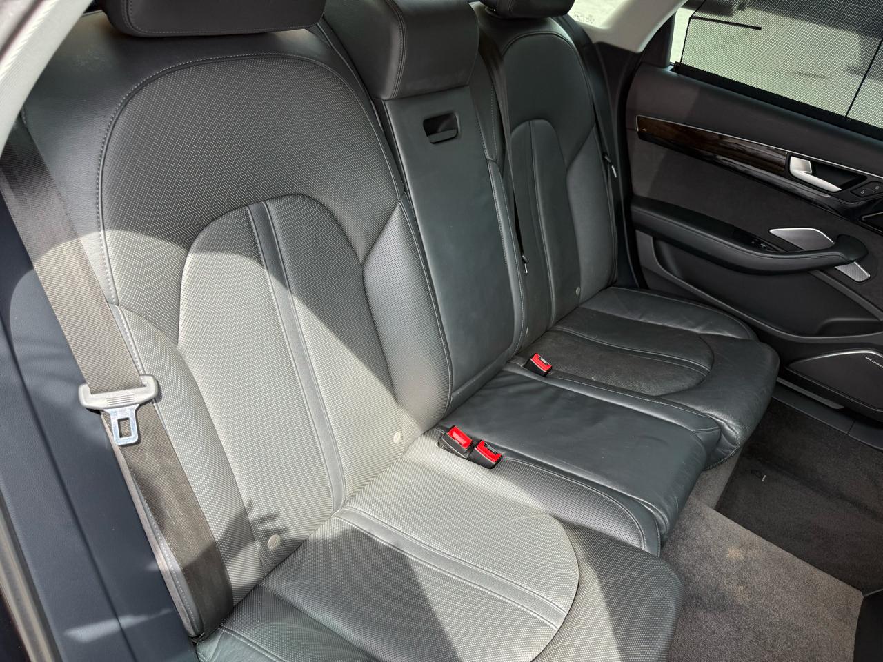 Audi A8 L 4dr Sdn 2011