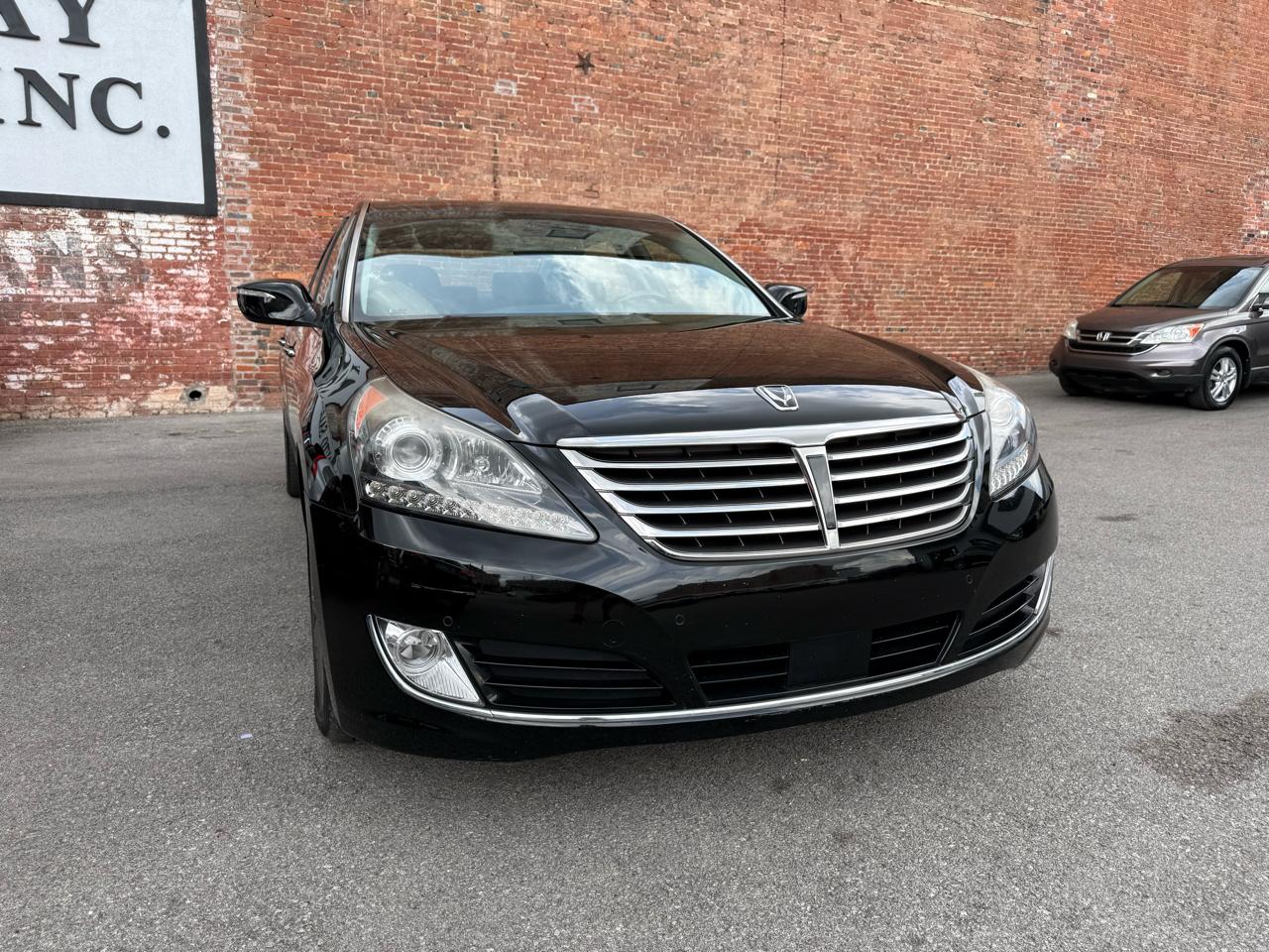 Hyundai Equus 4dr Sdn Signature 2014