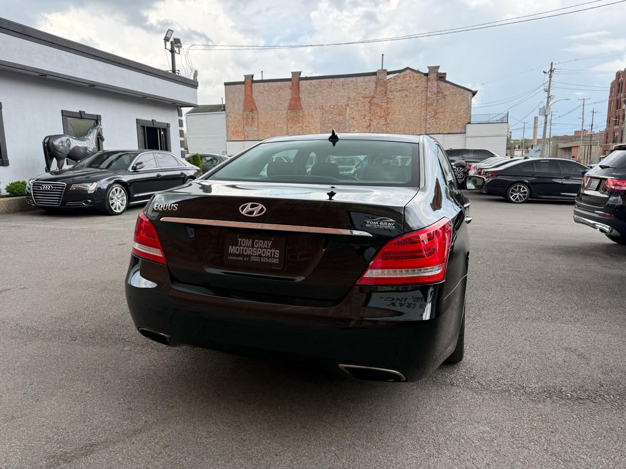 Hyundai Equus 4dr Sdn Signature 2014