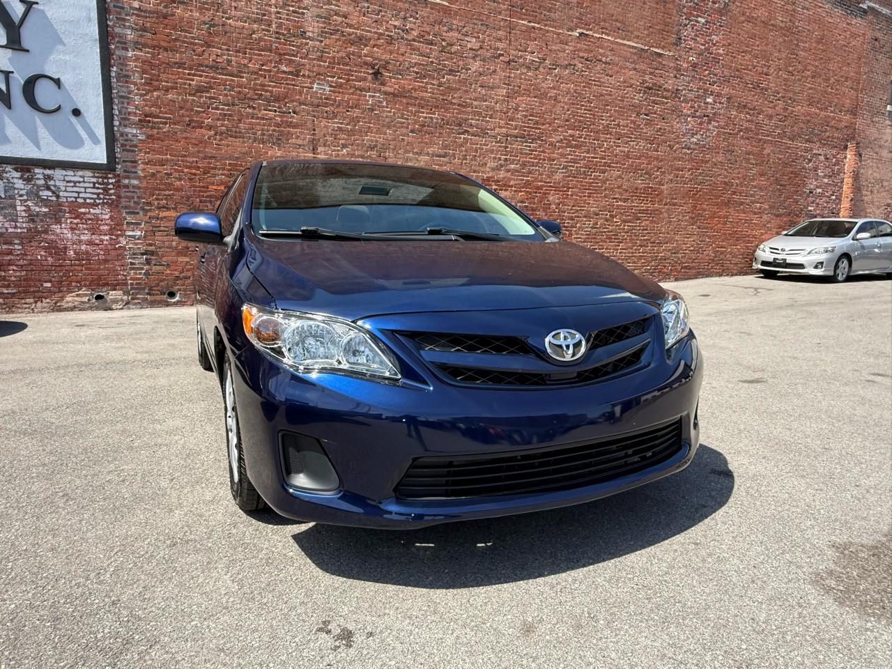 Toyota Corolla  2011