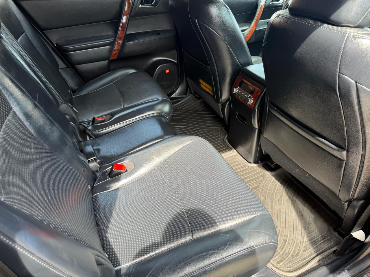 Toyota Highlander 4WD 4dr V6 Limited (Natl) 2013