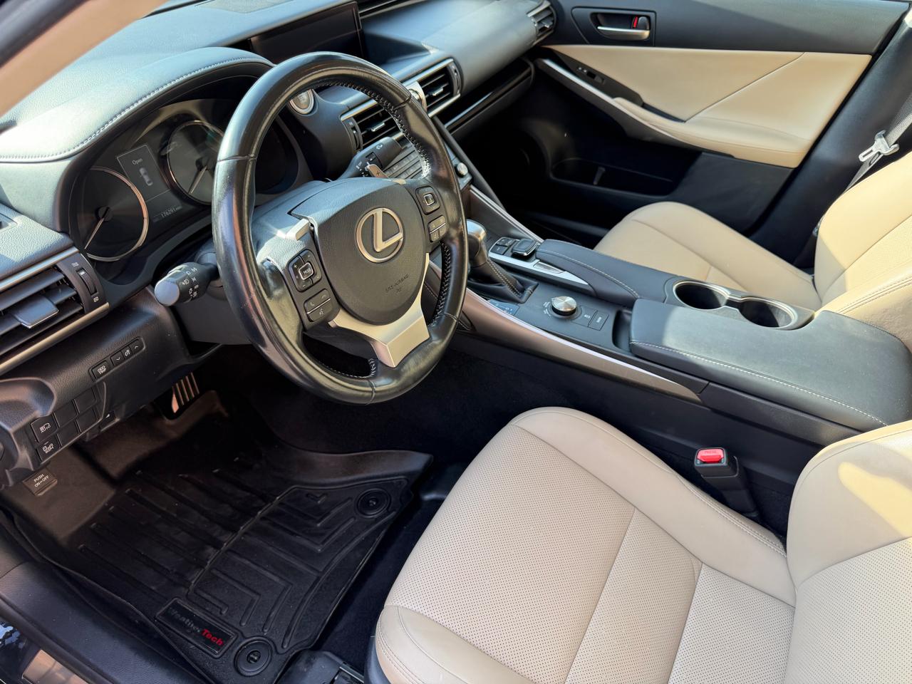 Lexus IS IS 300 AWD 2017