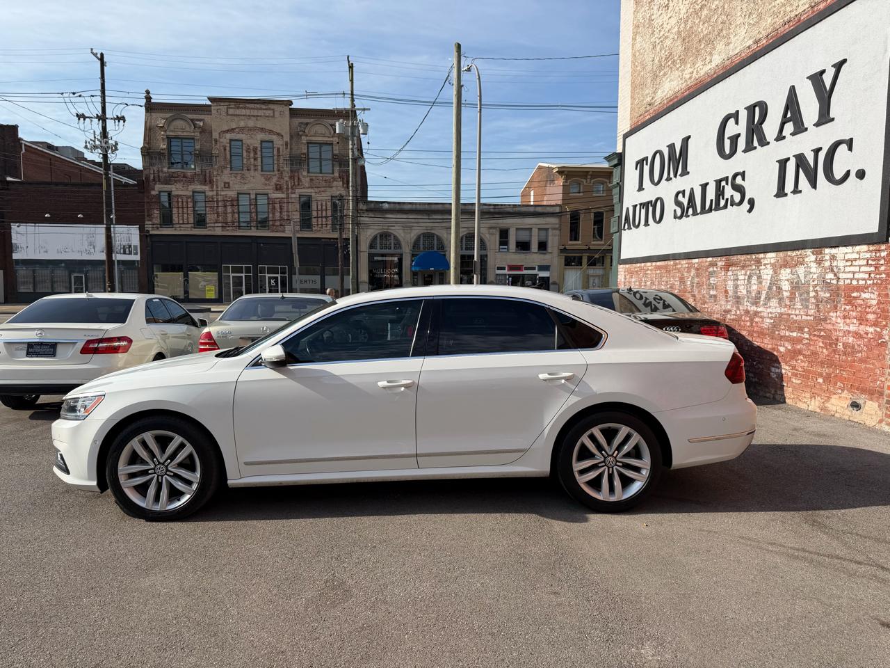 Volkswagen Passat 1.8T SEL Premium Auto 2017