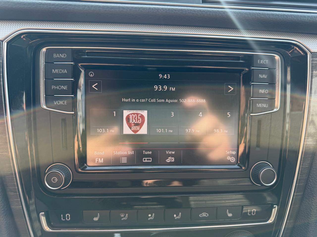 Volkswagen Passat 1.8T SEL Premium Auto 2017