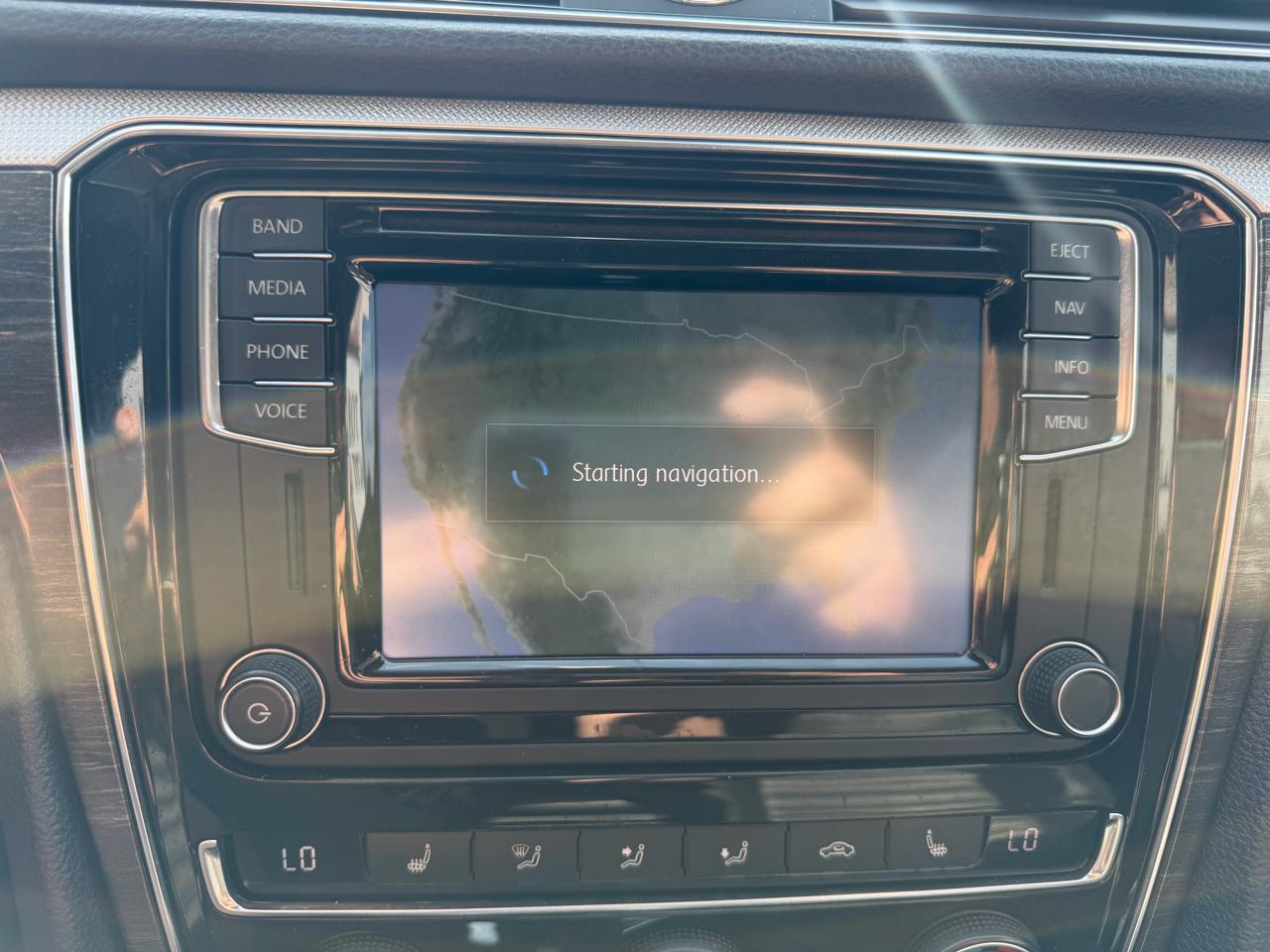 Volkswagen Passat 1.8T SEL Premium Auto 2017