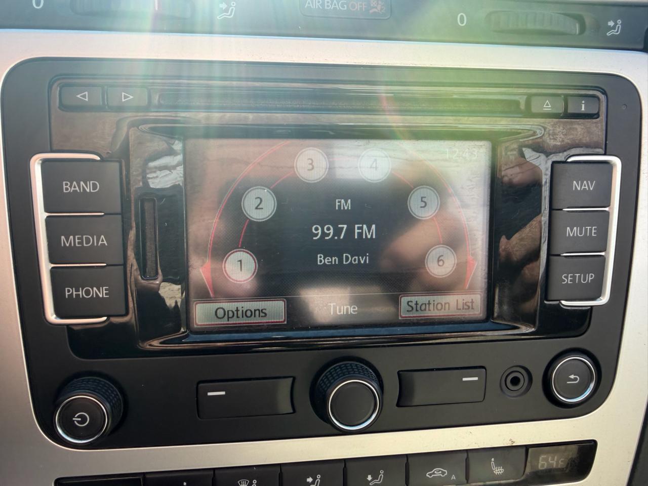 Volkswagen Eos 2dr Conv Komfort 2016