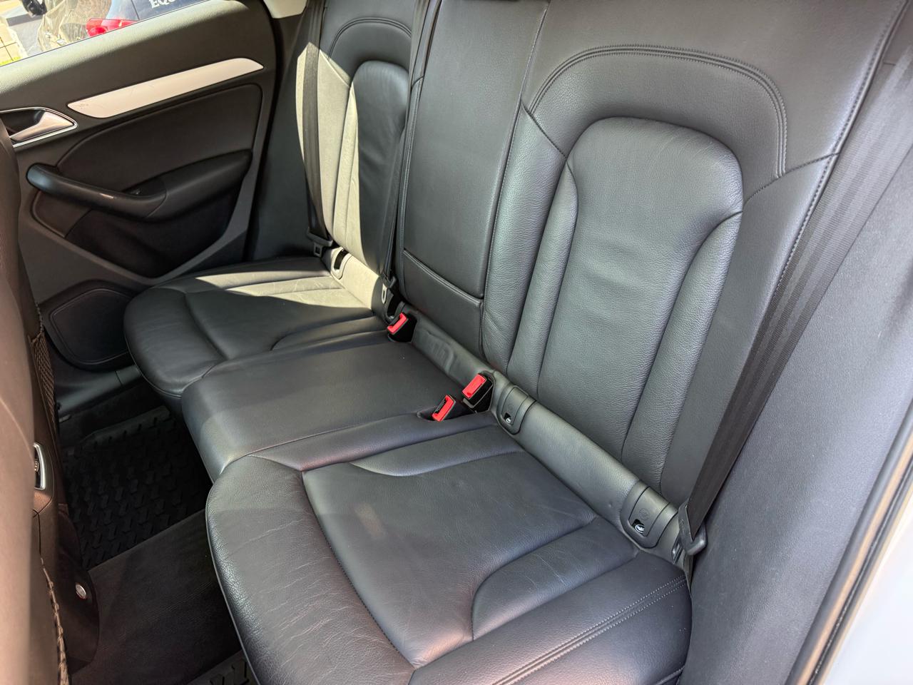 Audi Q3 2.0 TFSI Premium quattro AWD 2017