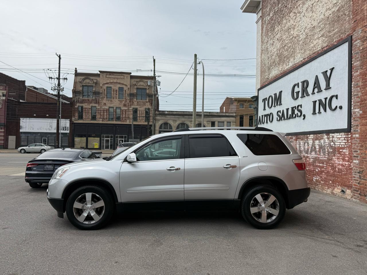 GMC Acadia  2011