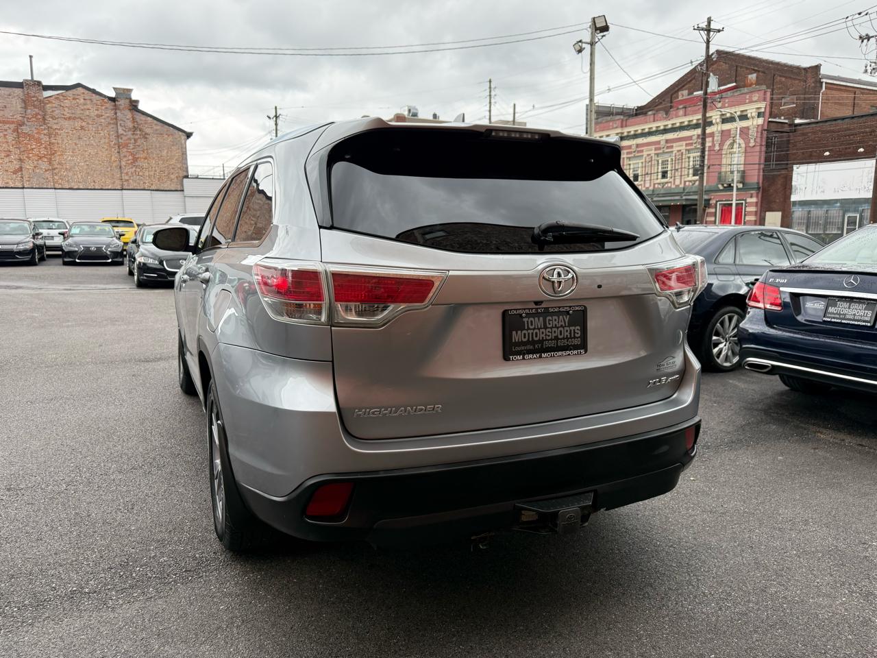 Toyota Highlander  2015