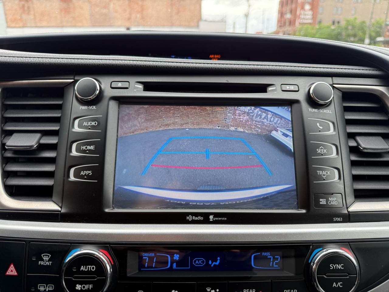 Toyota Highlander  2015