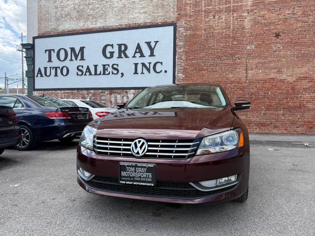Red (Maroon) 2013 Volkswagen Passat SEL Premium Sedan Front-Wheel Drive Automatic