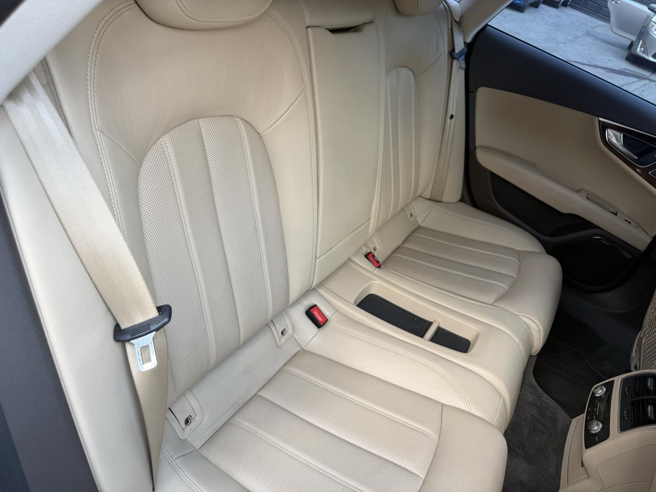 Audi A7 photo 8