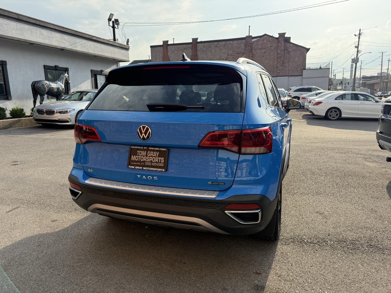 Volkswagen Taos photo 3
