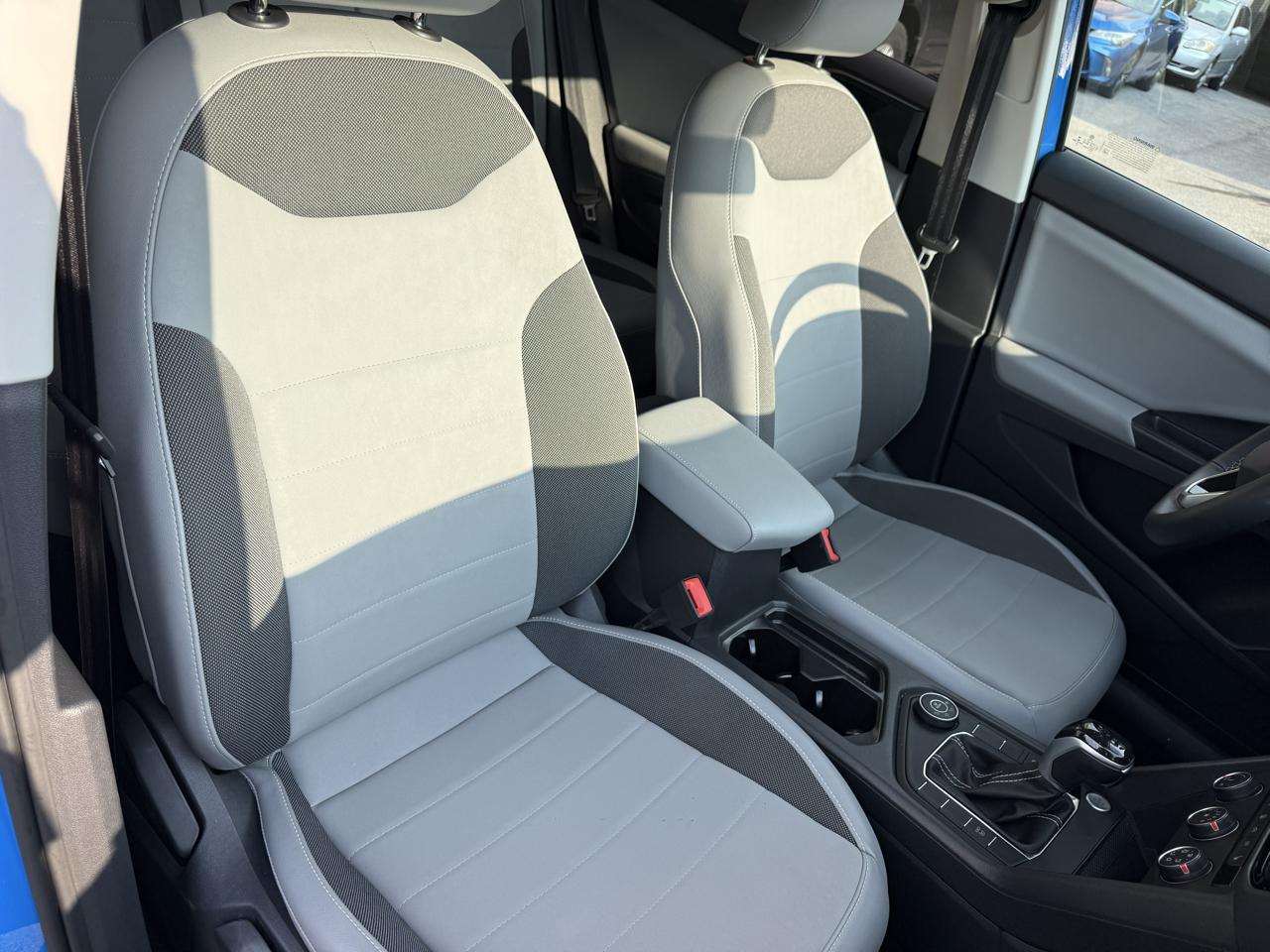 Volkswagen Taos photo 9