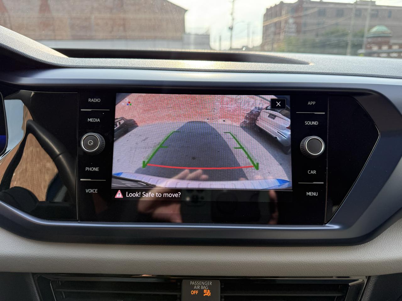 Volkswagen Taos photo 11