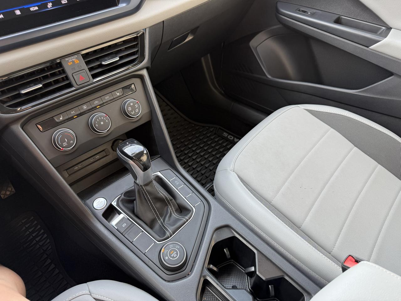 Volkswagen Taos photo 12