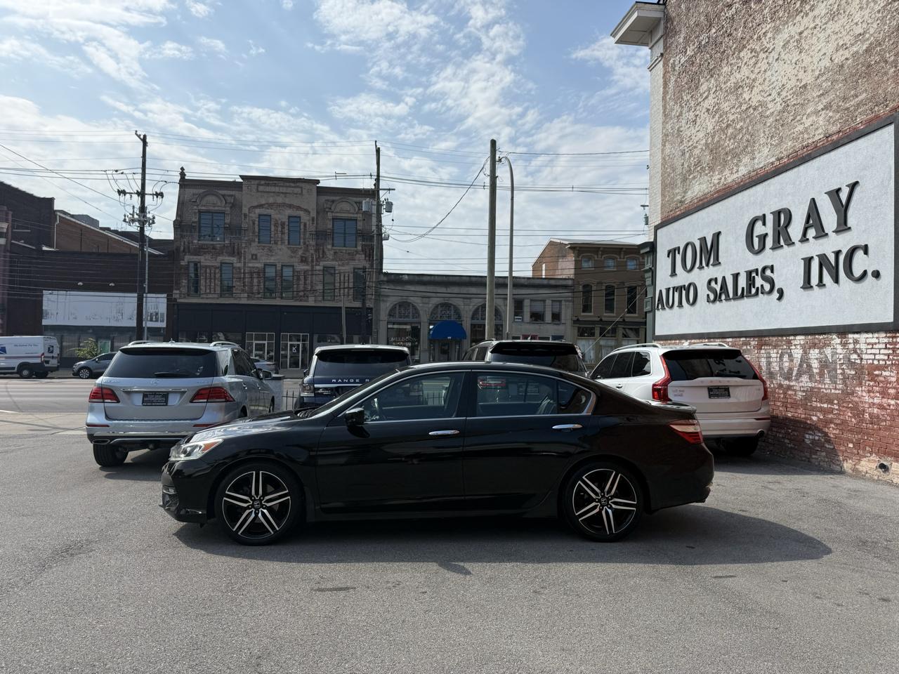 Honda Accord photo 5