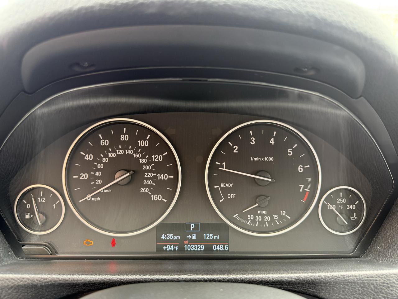BMW 320i photo 13