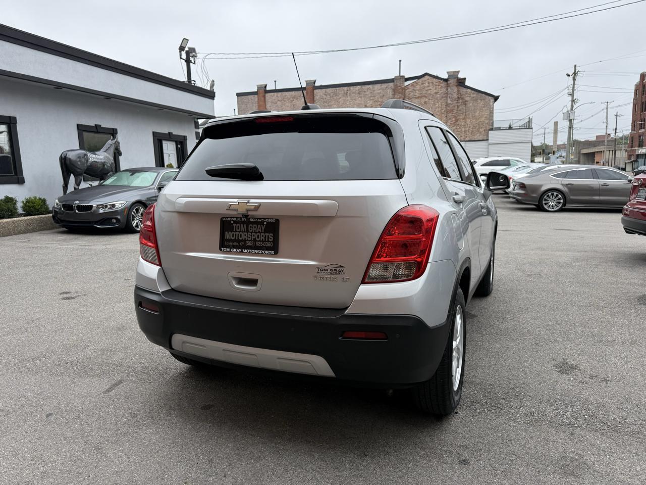 Chevrolet Trax photo 3