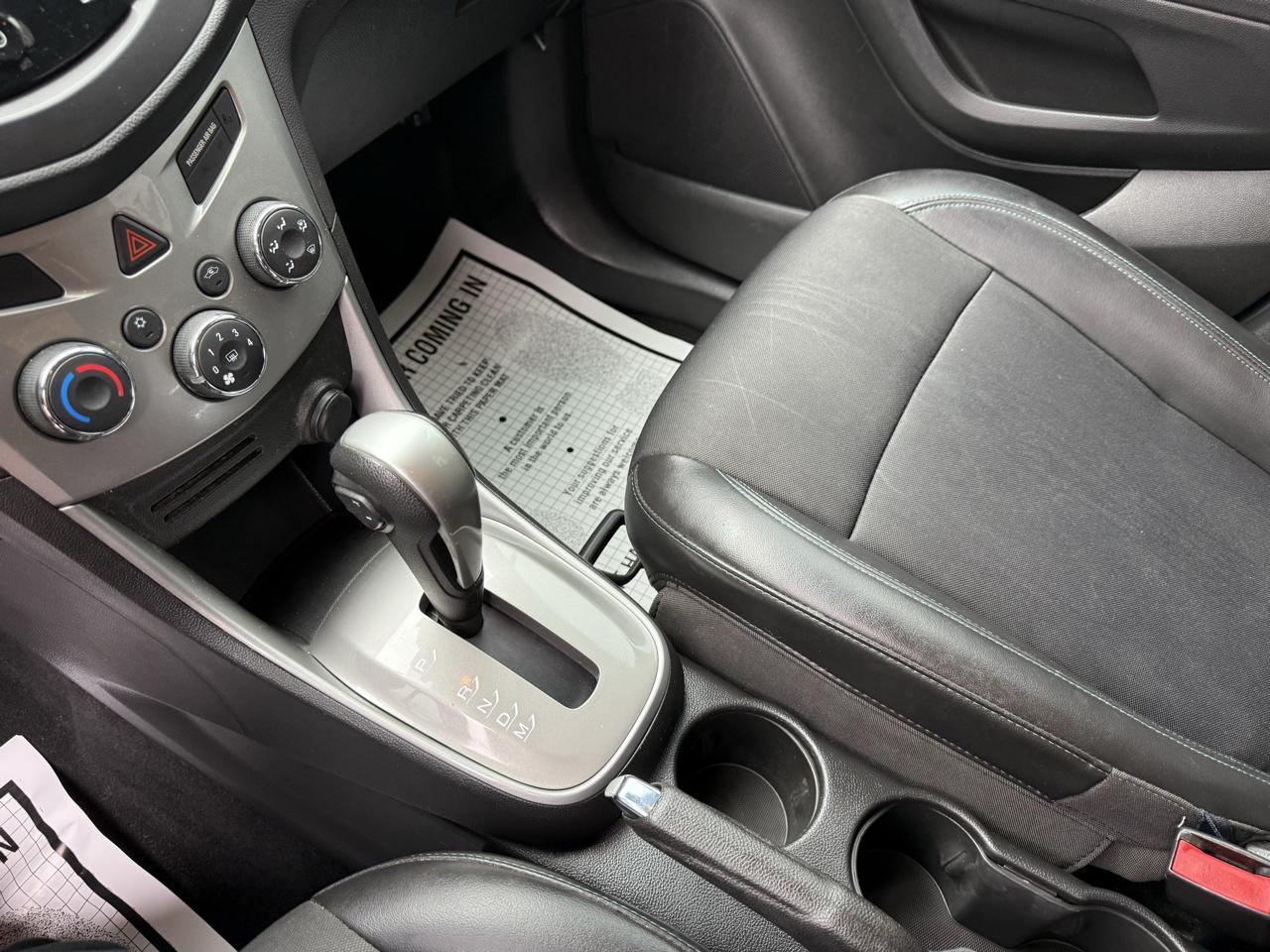 Chevrolet Trax photo 12