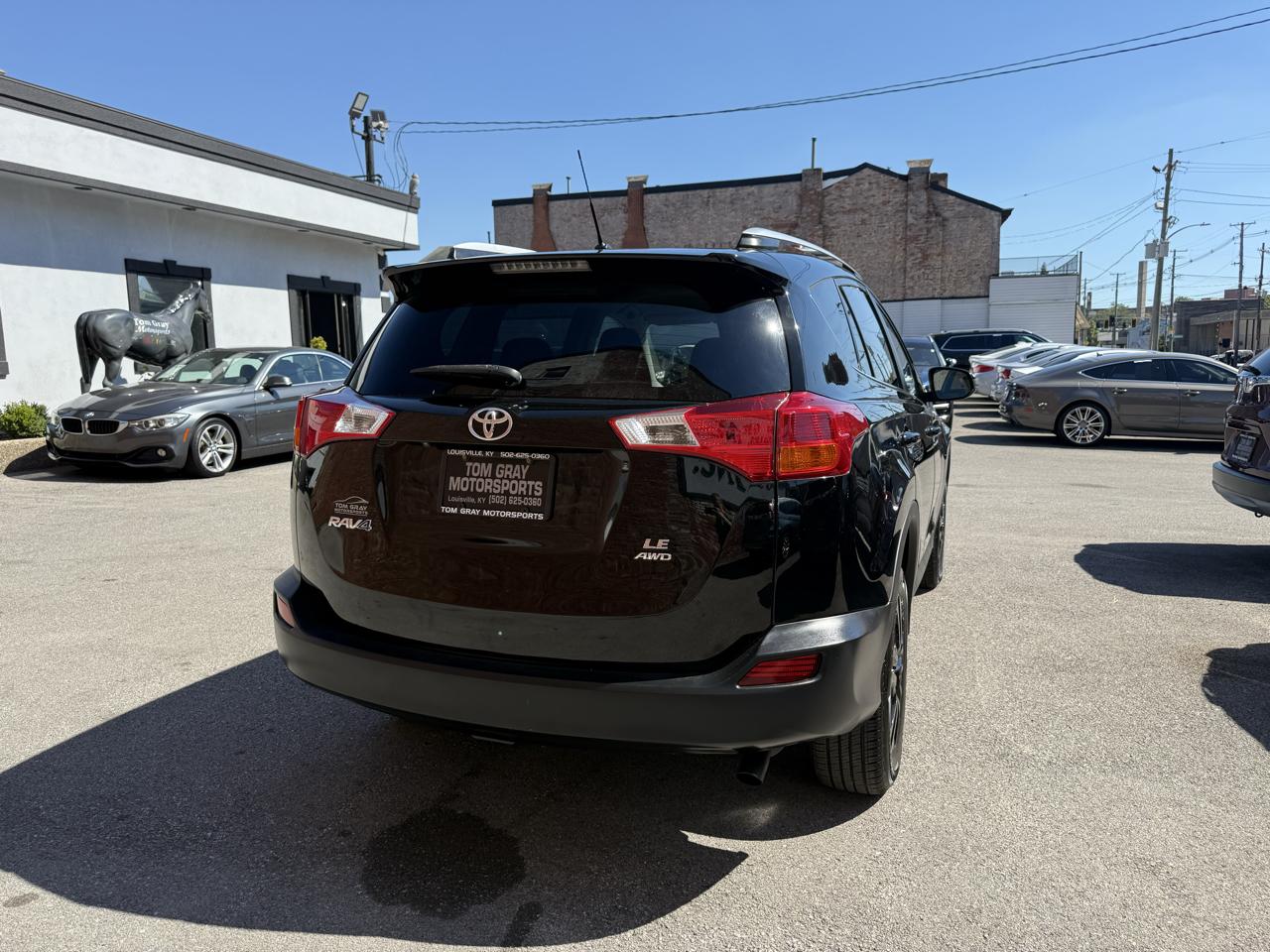 Toyota RAV4 photo 3