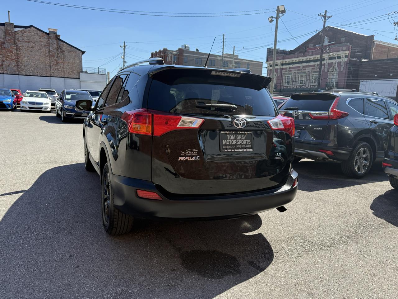 Toyota RAV4 photo 4