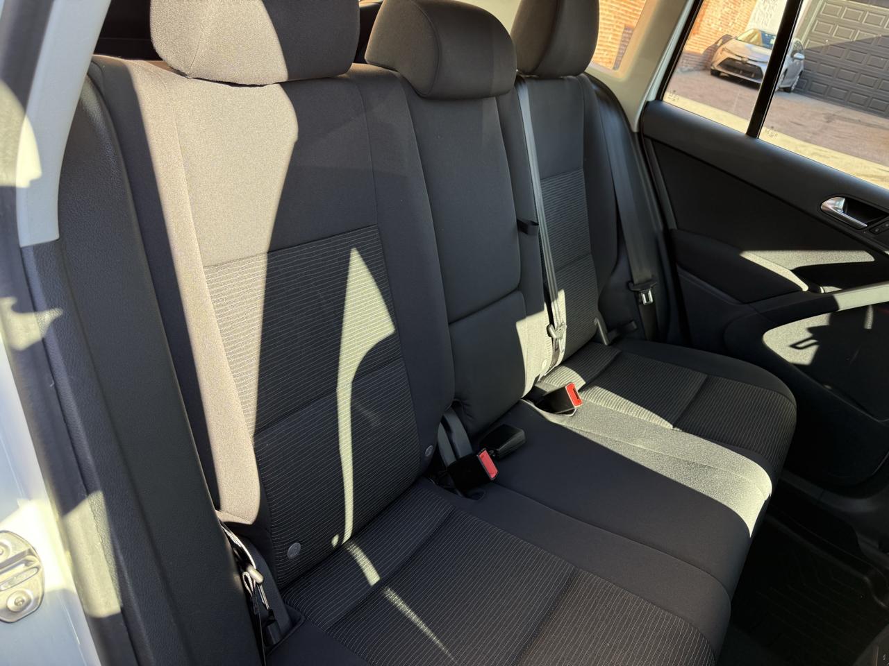 Volkswagen Tiguan photo 8