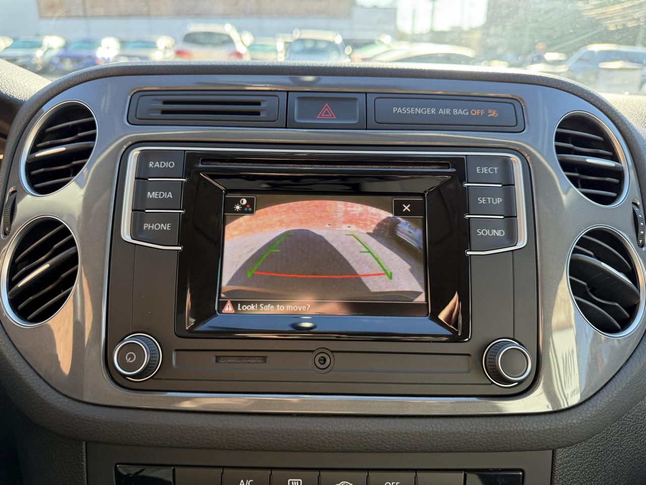 Volkswagen Tiguan photo 11