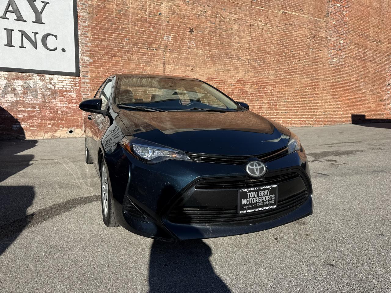 Toyota Corolla photo 2